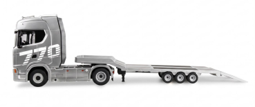 Preview: Scania 770 S Zugmaschine + Tieflader-Sattelauflieger 6x4 1:18 RTR silber