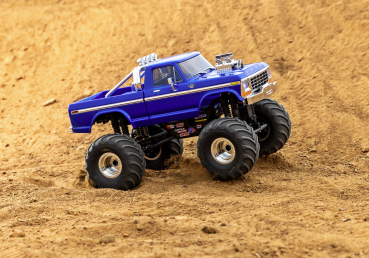 TRAXXAS TRX-4MT FORD F150 4X4 1/18 MONSTER-TRUCK RTR BRUSHED, MIT AKKU UND USB LADEGERÄT