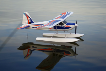 FMS Kingfisher Trainer PNP incl. Schwimmer & Skis - 140 cm Combo incl. Reflex Gyro System
