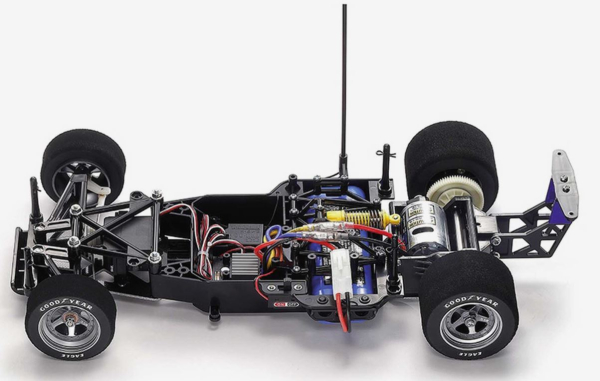 1:10 RC Nissan R91CP 1992 Bausatz