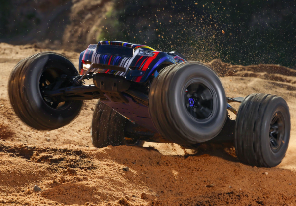 TRAXXAS SLEDGE 4X4 BELTED 1/8 MONSTER-TRUCK RTR BRUSHLESS